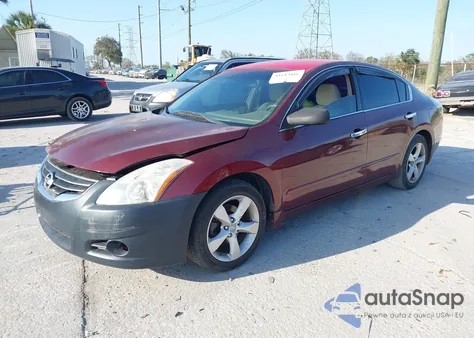 2010 Nissan Altima 2.5 S z USA, uszkodzony, nr VIN 1N4AL2AP2AN546103